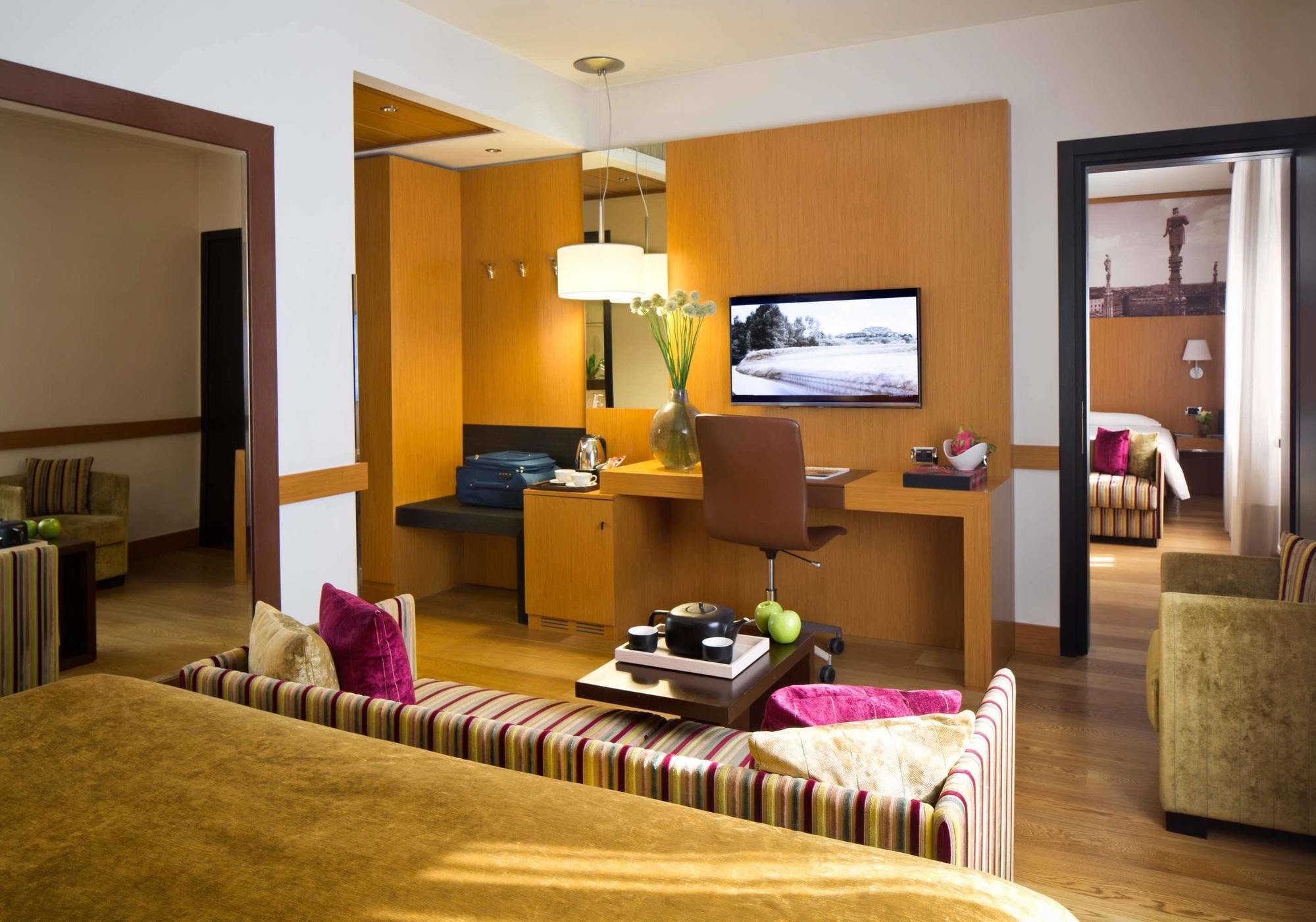 สตาร์โฮเต็ล ทัวริสท์ Hotel มิลาน ภายนอก รูปภาพ