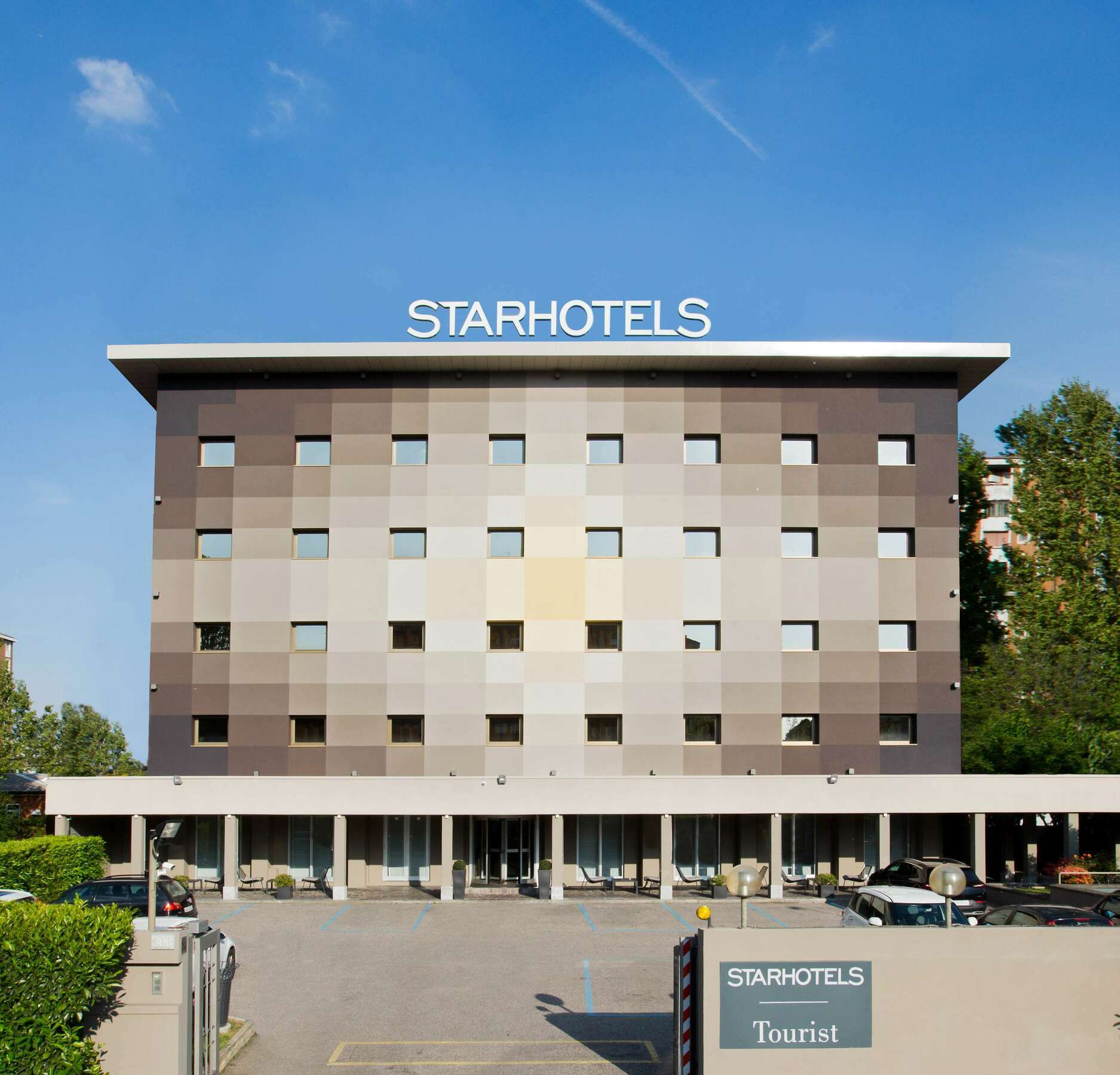 สตาร์โฮเต็ล ทัวริสท์ Hotel มิลาน ภายนอก รูปภาพ