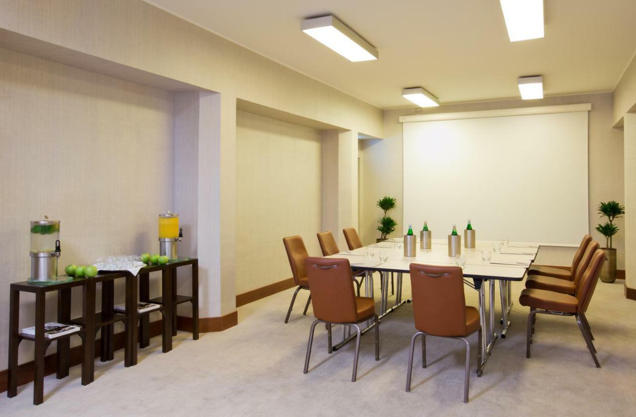สตาร์โฮเต็ล ทัวริสท์ Hotel มิลาน ภายนอก รูปภาพ