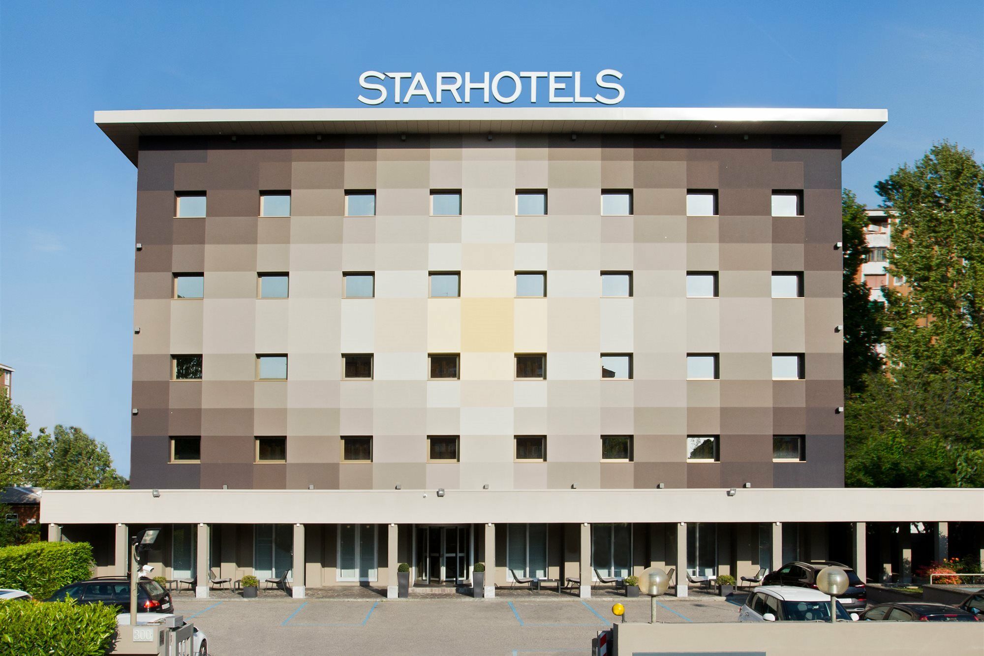 สตาร์โฮเต็ล ทัวริสท์ Hotel มิลาน ภายนอก รูปภาพ